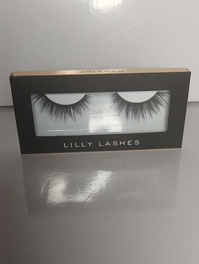 NIB ORLANDO - Lilly Lashes Black Wispy False Lashes - 3D FAUX MINK